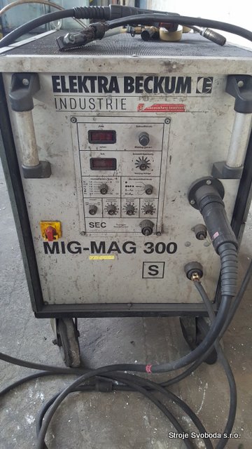Svářečka MIG-MAG 300 (SVARECKA ELEKTRA BECKUM MIG-MAG 300  (4).jpg)